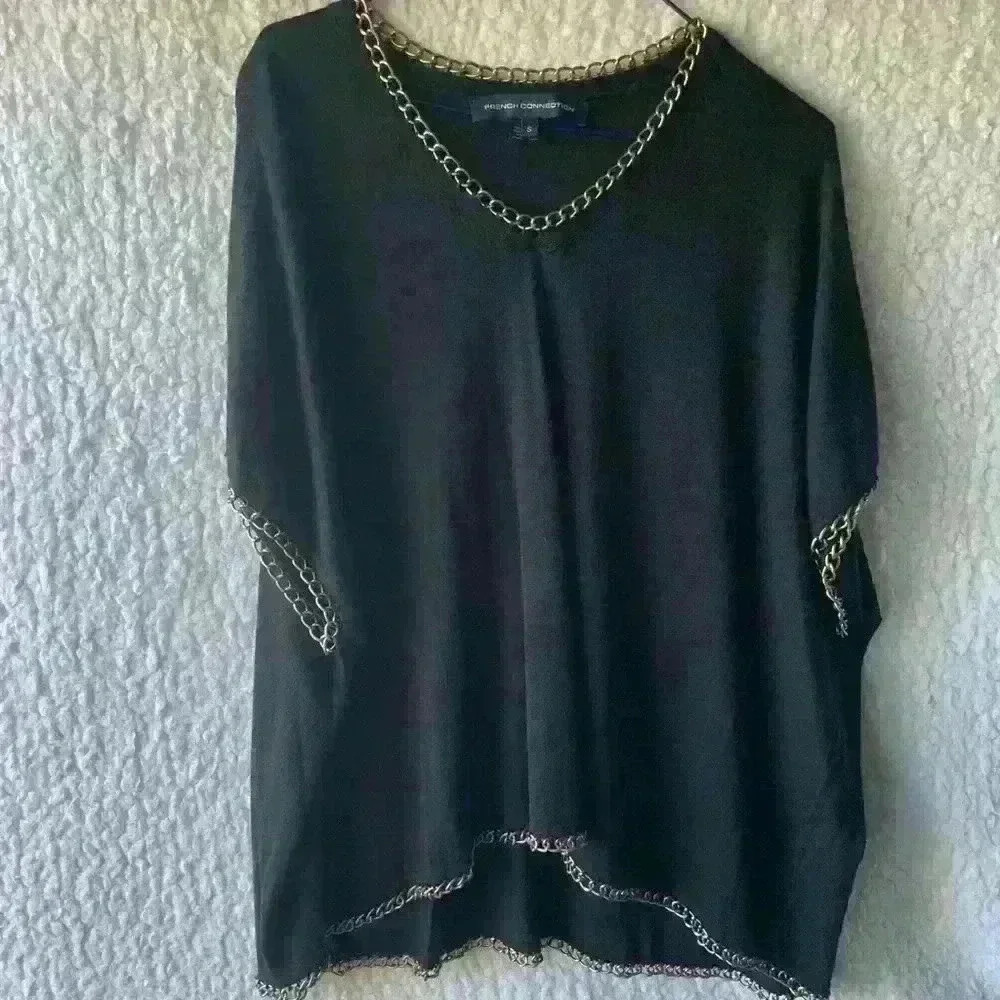 French Connection | Black oversized knit chain top size small